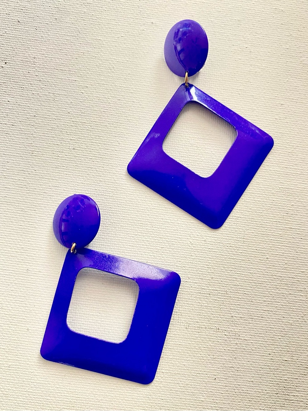 Vintage Bold Geometric Purple Clip-on Earrings